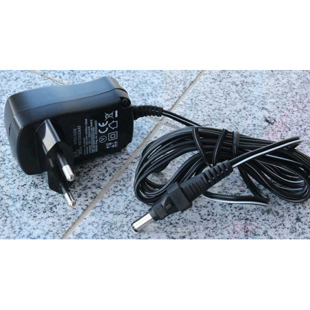 Nätadapter 220V [62270]